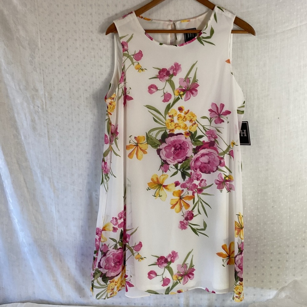 JH White Floral Shift Dress NWT Size 16P